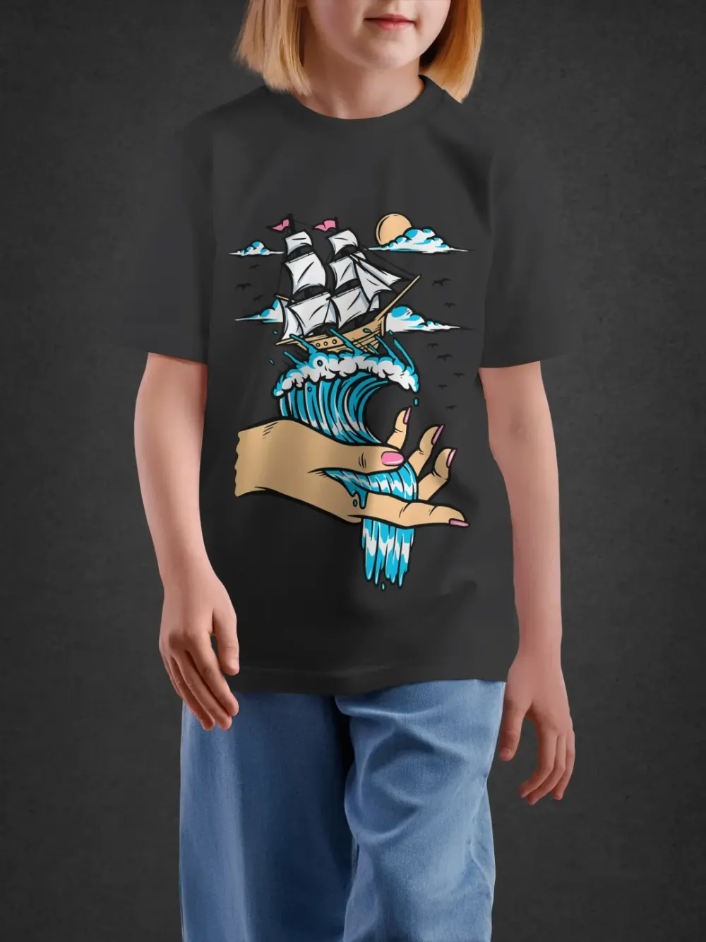 Tshirt for Kids Ocean In Hand 7-12Y Amazing Tee in Black